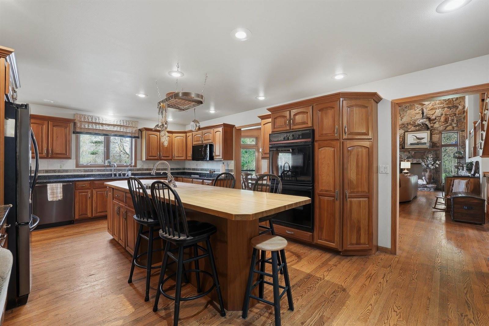 2610 Little Chicago Road, Stevens Point, WI 54481