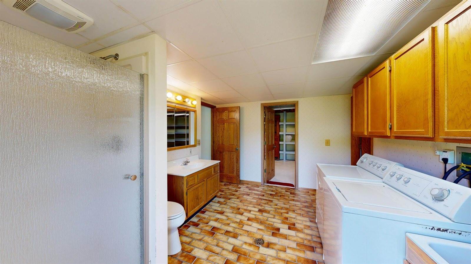 N1149 Brookside Dr, Shelby, WI 54601