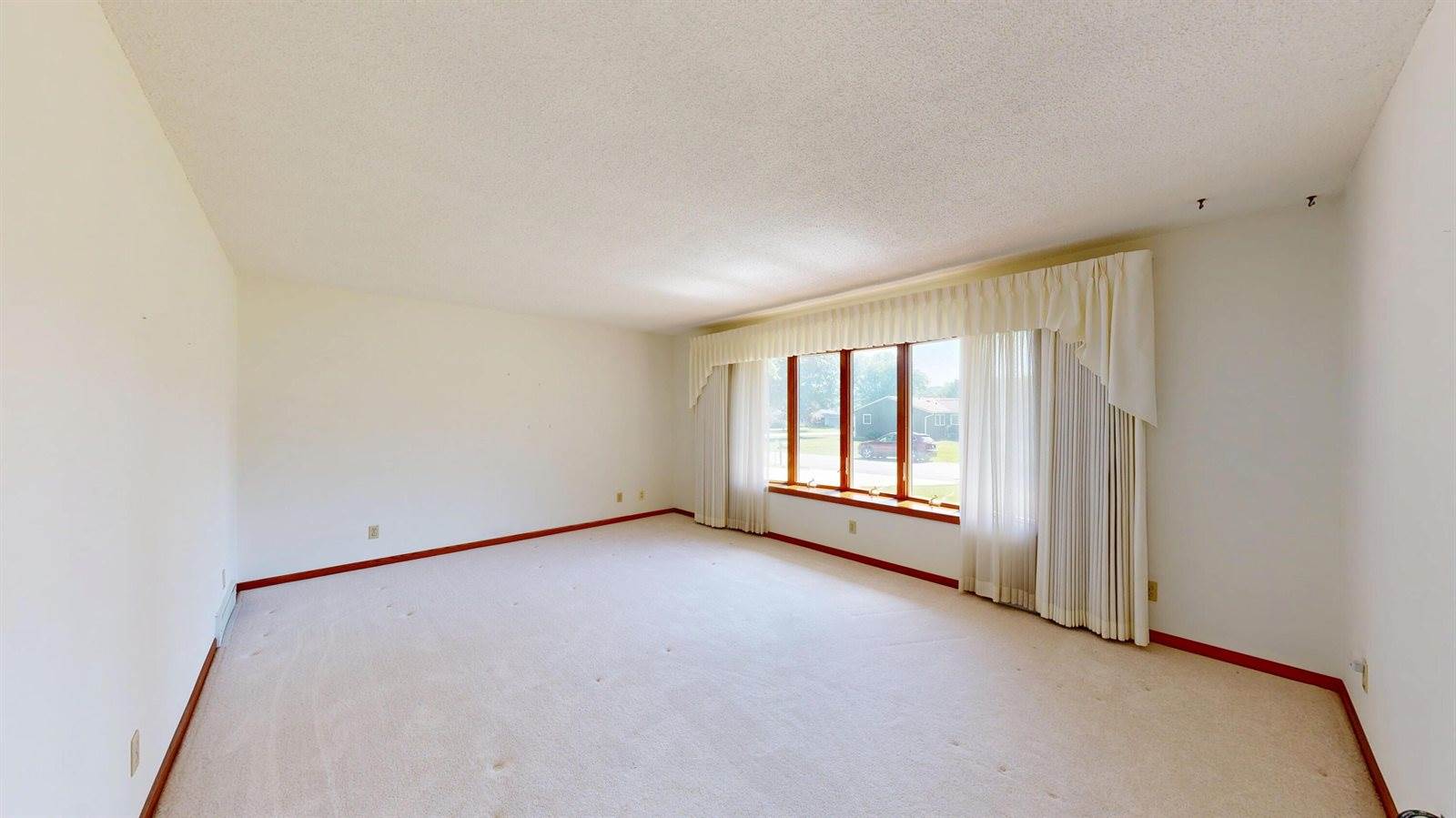 N1149 Brookside Dr, Shelby, WI 54601