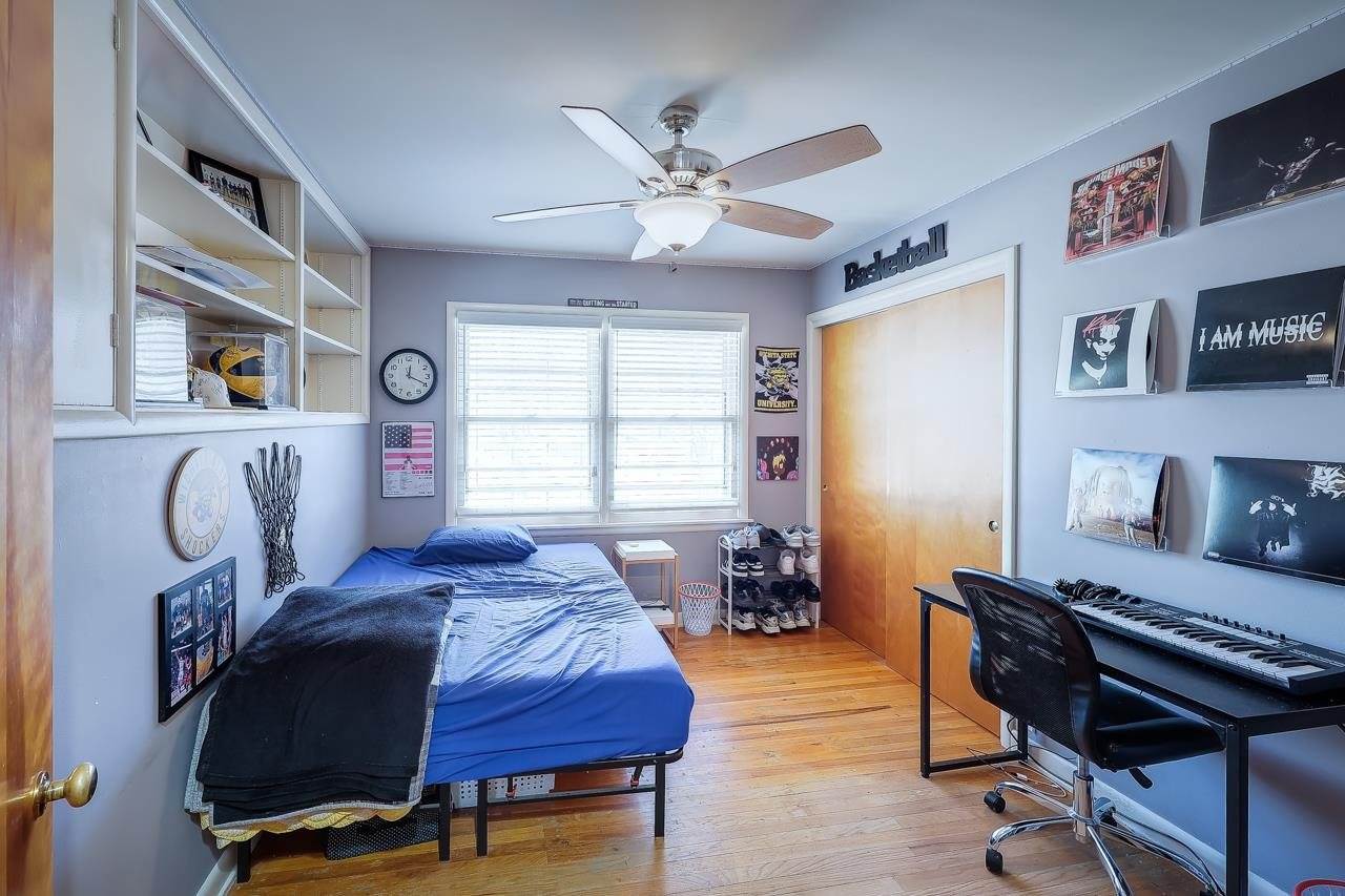 3 Eastridge Dr, Arkansas City, KS 67005