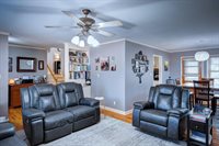 3 Eastridge Dr, Arkansas City, KS 67005