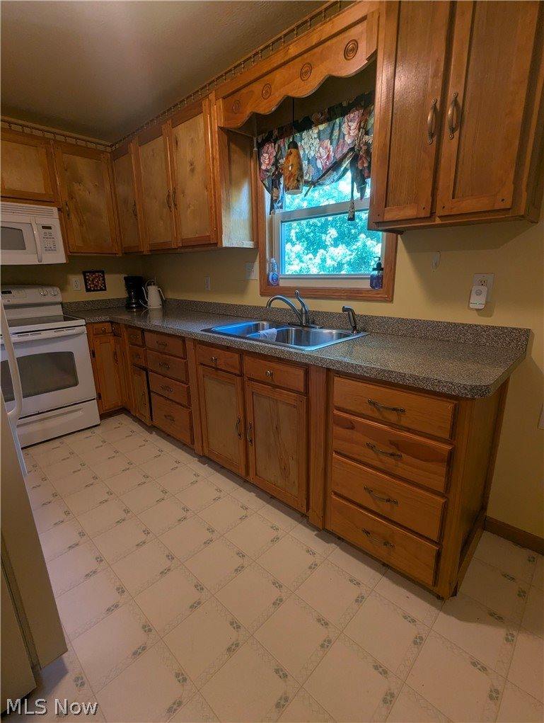 18395 Leatherwood Road, Salesville, OH 43778