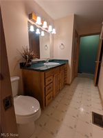 18395 Leatherwood Road, Salesville, OH 43778