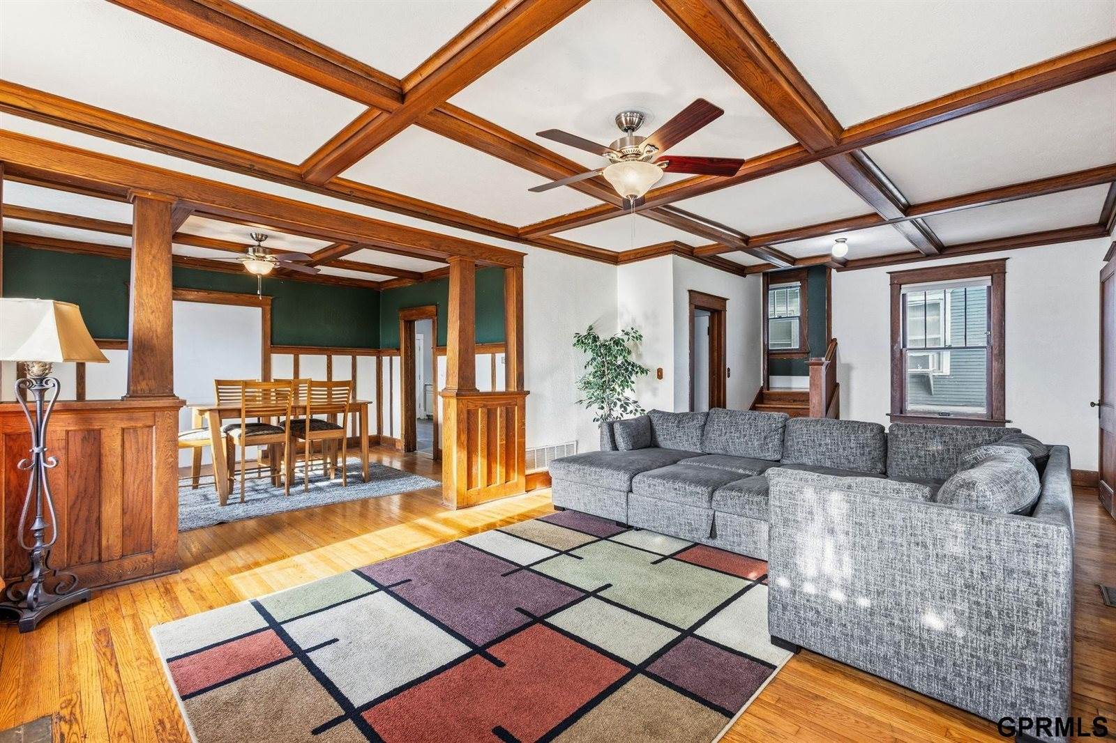 3405 Cuming Street, Omaha, NE 68131