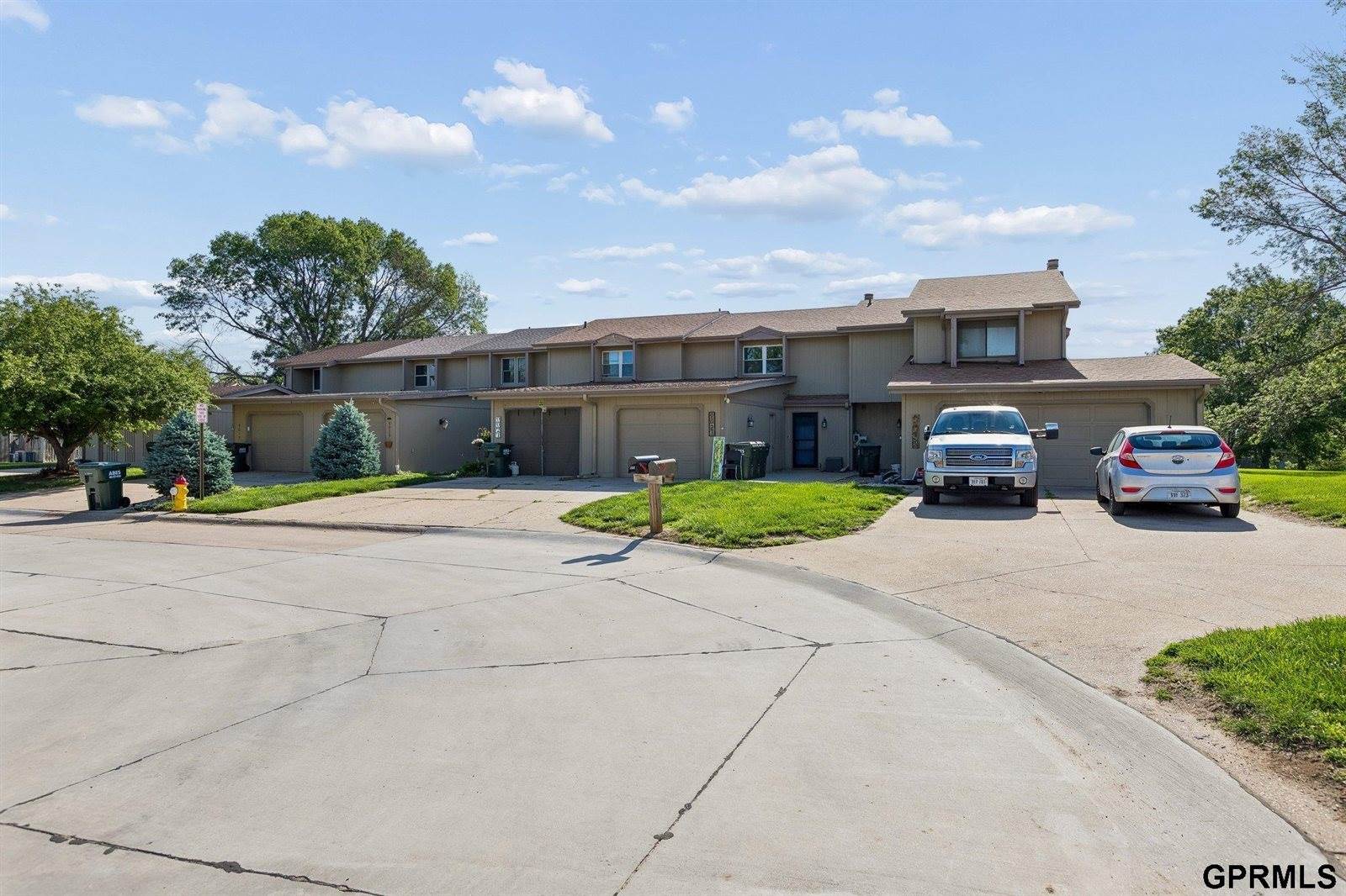 9023 Gary Circle, Omaha, NE 68138