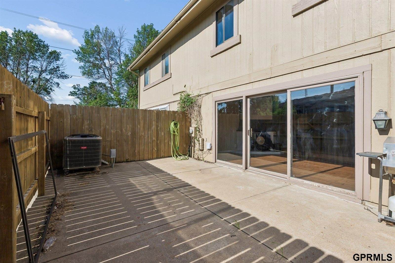 9023 Gary Circle, Omaha, NE 68138