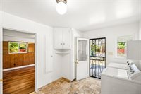 1241 Norfolk Way, Sacramento, CA 95831