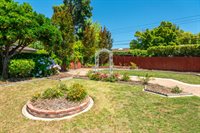 1241 Norfolk Way, Sacramento, CA 95831