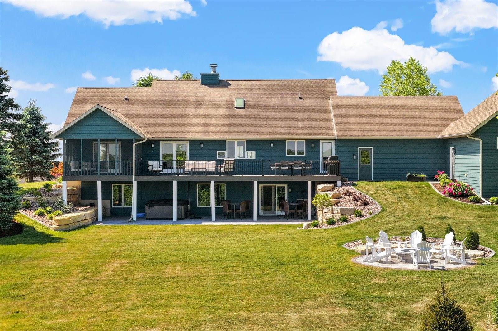 W5490 Timber, New Glarus, WI 53574