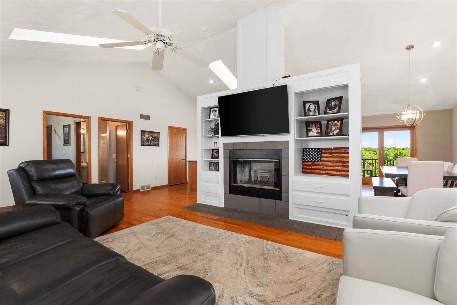 W5490 Timber, New Glarus, WI 53574