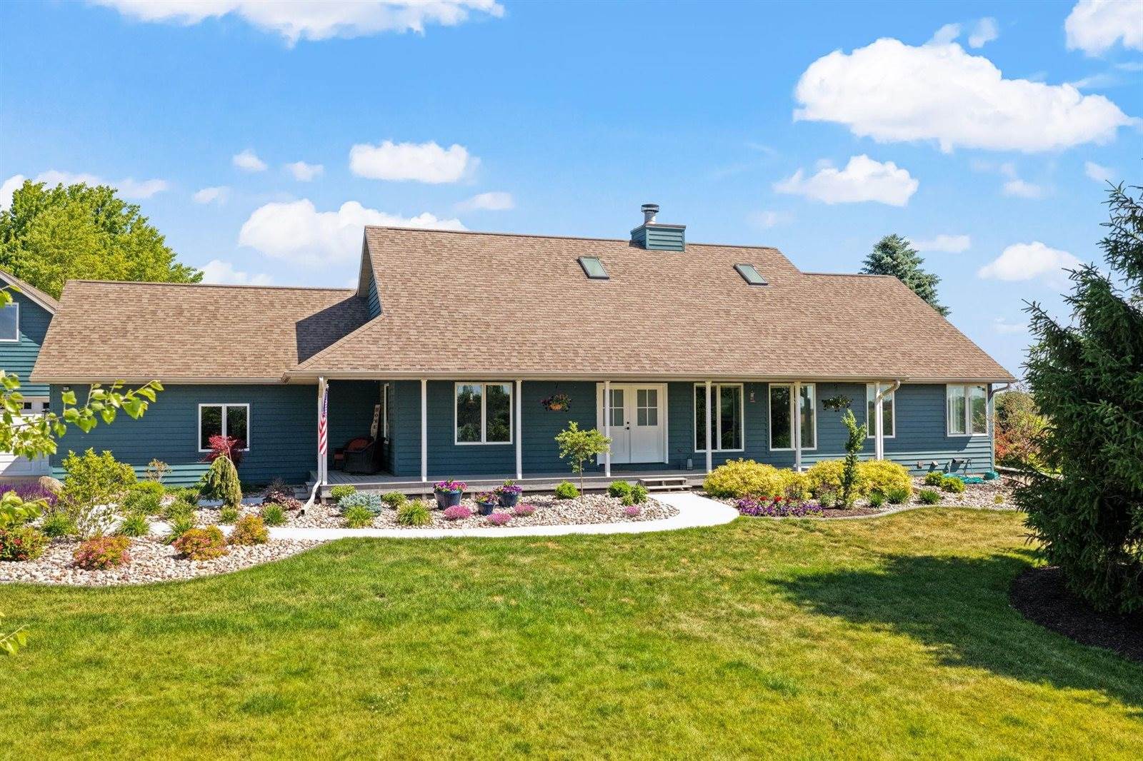 W5490 Timber, New Glarus, WI 53574