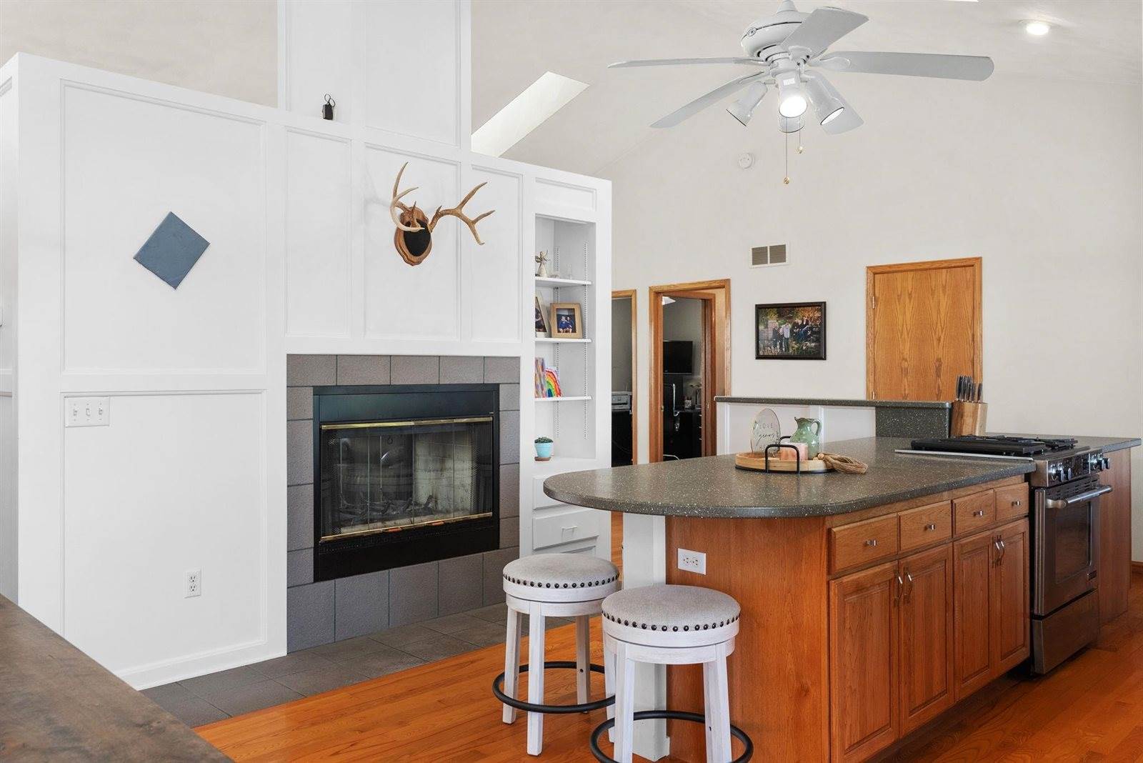 W5490 Timber, New Glarus, WI 53574