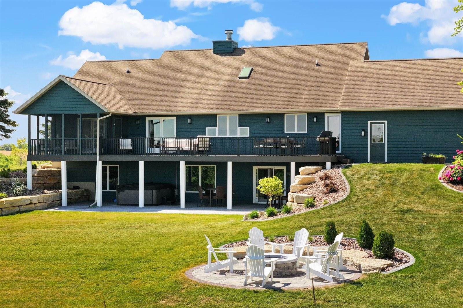 W5490 Timber, New Glarus, WI 53574