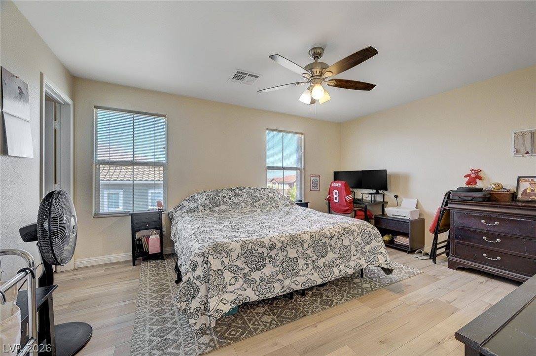 1350 Grass Creek Avenue, Henderson, NV 89012