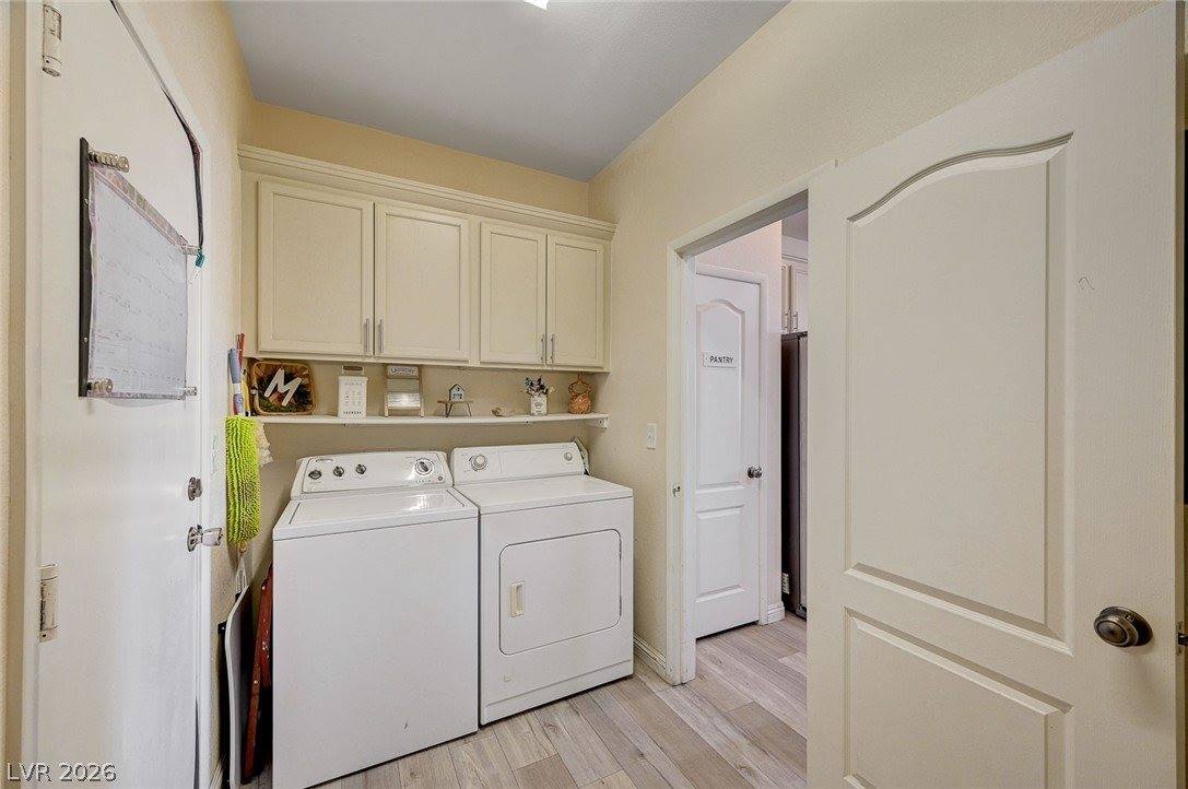 1350 Grass Creek Avenue, Henderson, NV 89012