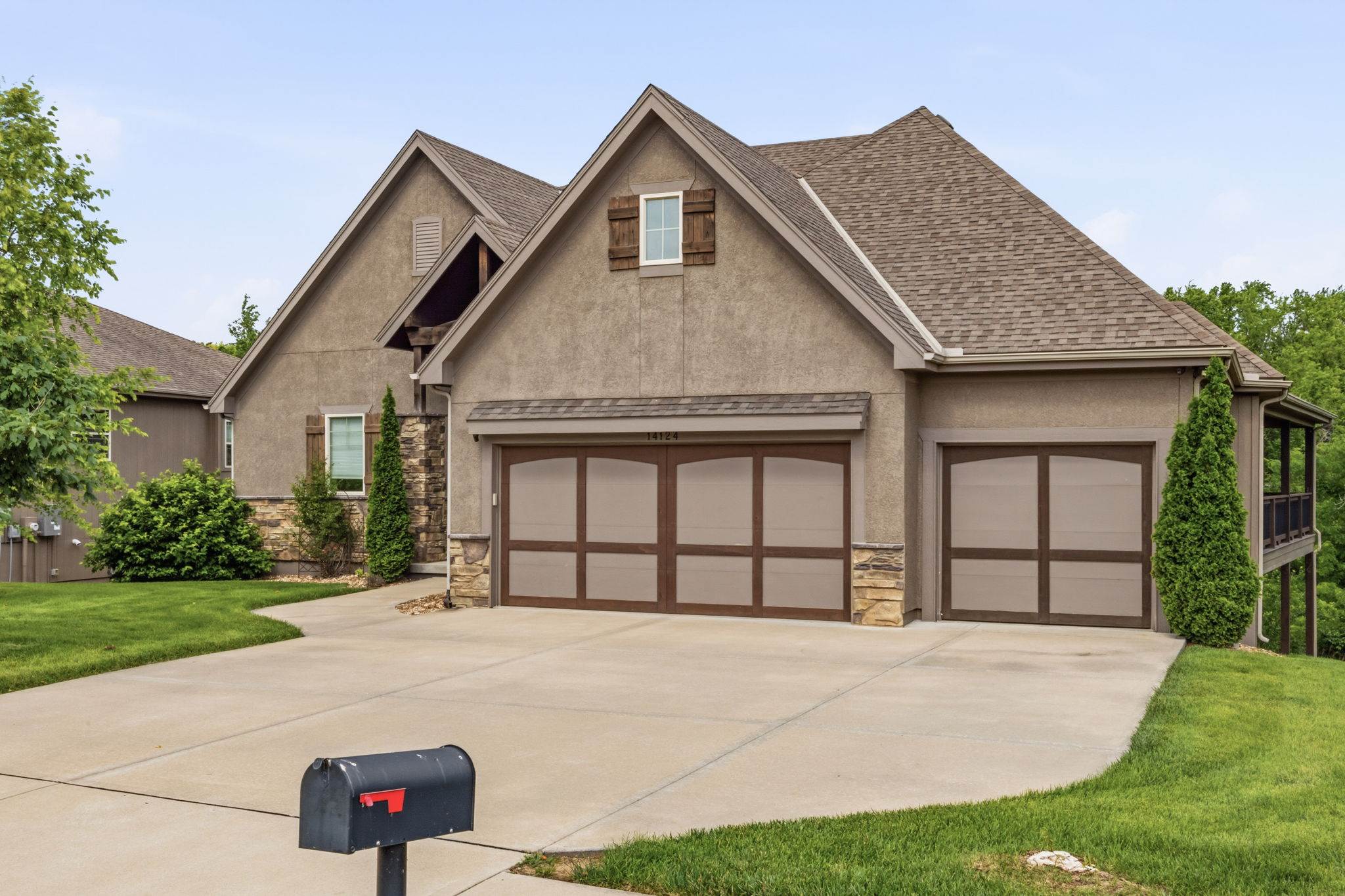 14124 S Redbird St, Olathe, KS 66061