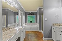 39415 Meadowbrook Ave, Prairieville, LA 70769