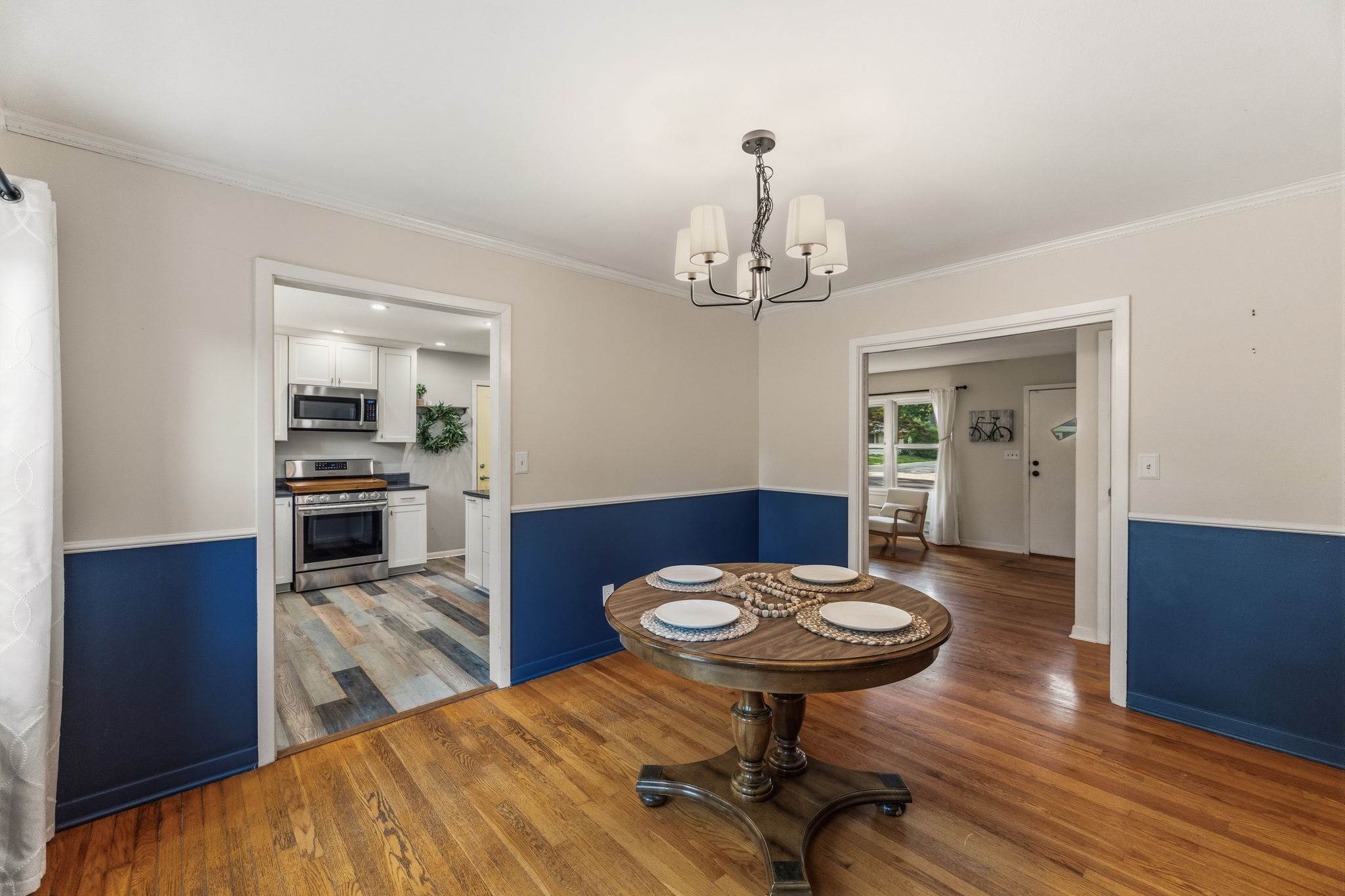 5519 W 101st St, Overland Park, KS 66207