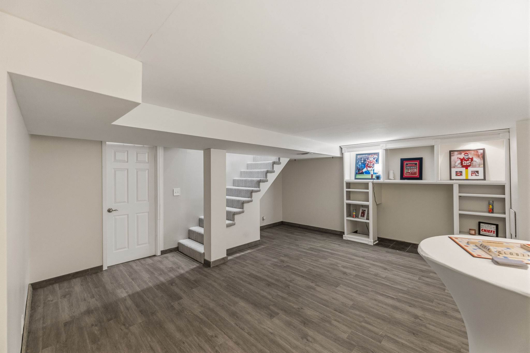 5519 W 101st St, Overland Park, KS 66207