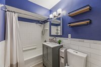 5519 W 101st St, Overland Park, KS 66207