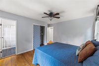 5519 W 101st St, Overland Park, KS 66207