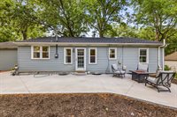 5519 W 101st St, Overland Park, KS 66207