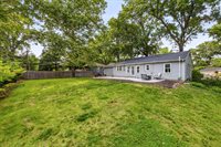 5519 W 101st St, Overland Park, KS 66207