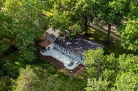 5519 W 101st St, Overland Park, KS 66207