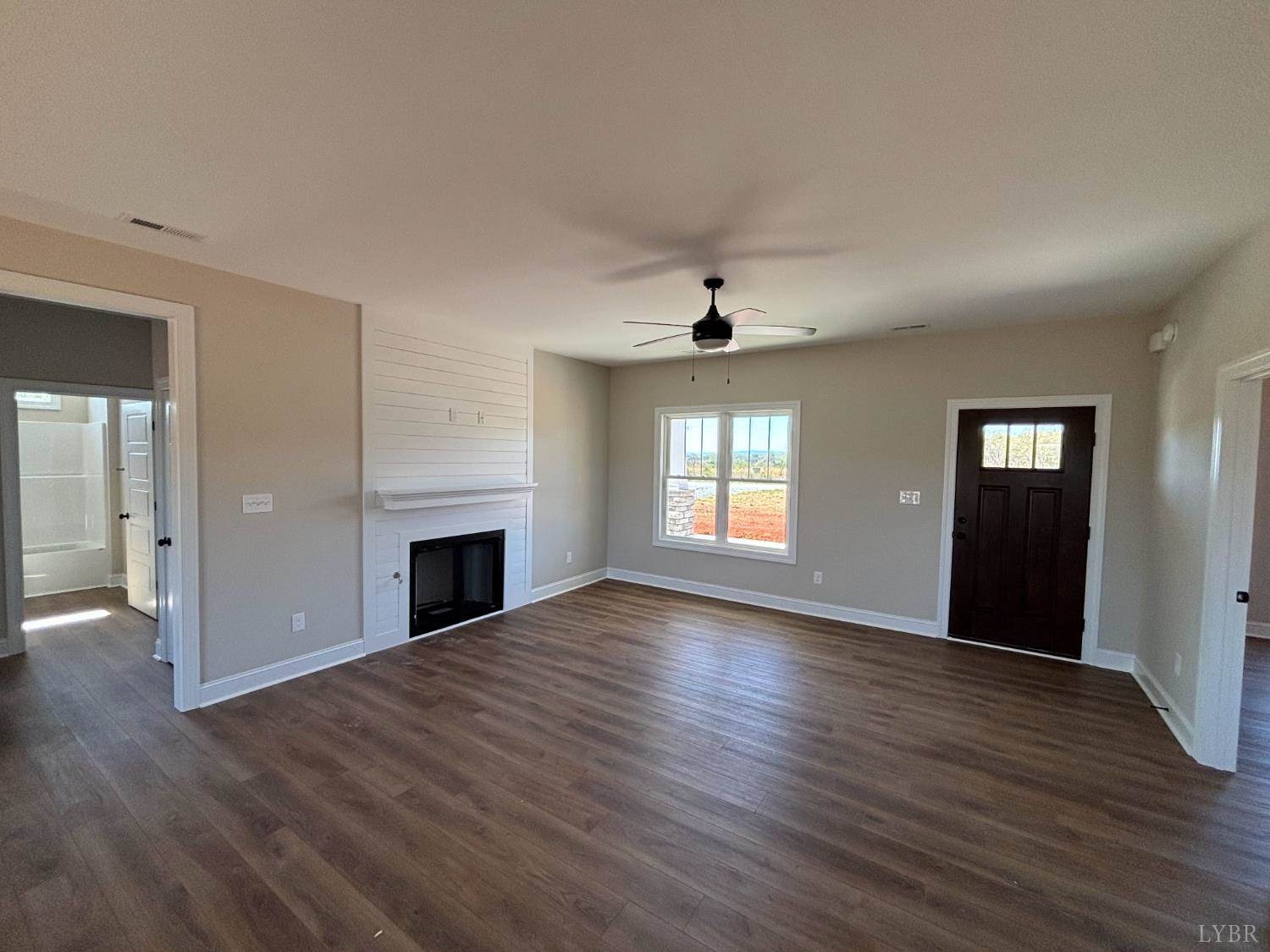 10384 Leesville Road, Lynch Station, VA 24571