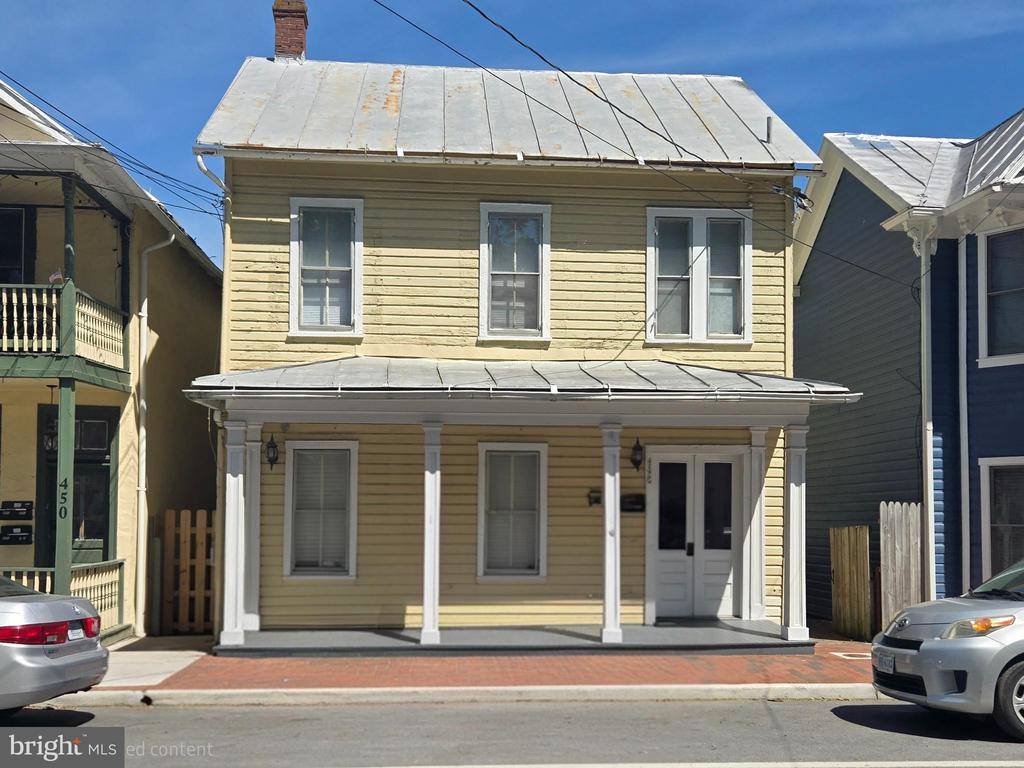 448 Loudoun Street North, Winchester, VA 22601