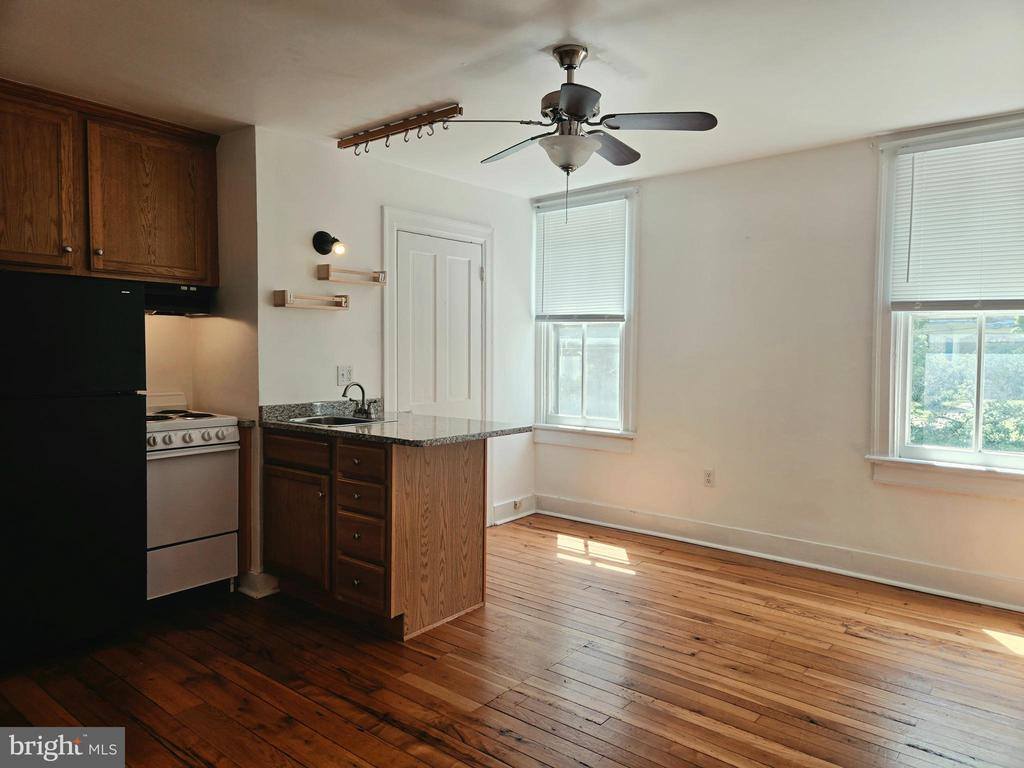 448 Loudoun Street North, Winchester, VA 22601