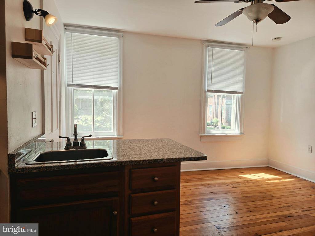 448 Loudoun Street North, Winchester, VA 22601