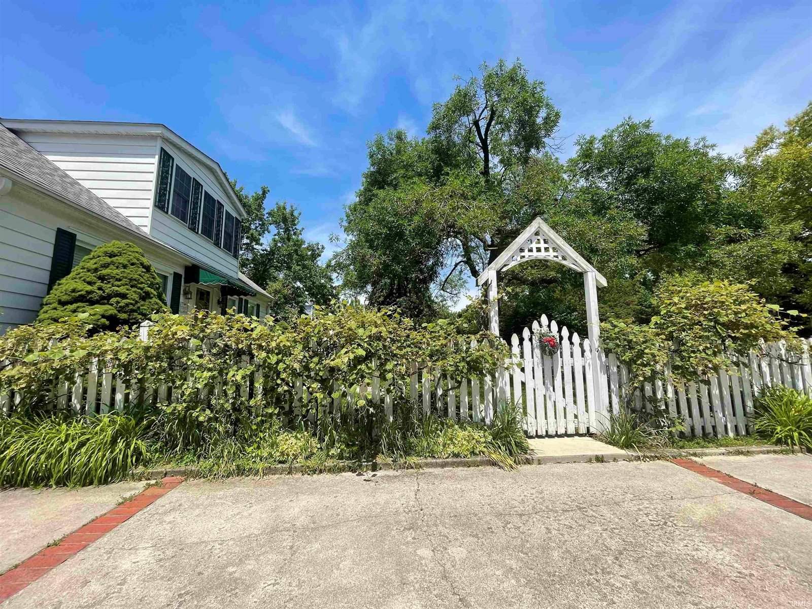 1311 N Kimberly Lane, Muncie, IN 47304