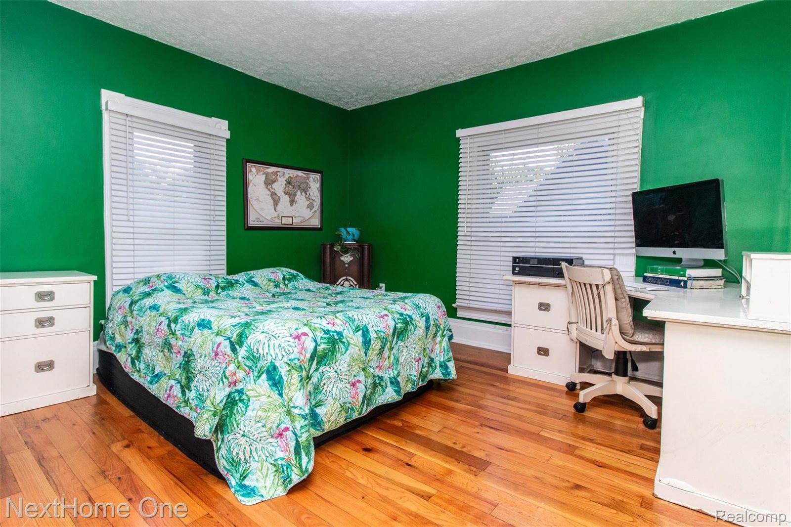 315 Jewett Street, HowellCity_Livingston, MI 48843