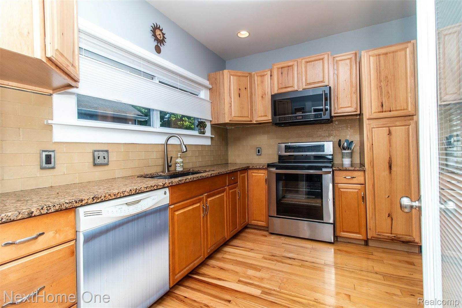315 Jewett Street, HowellCity_Livingston, MI 48843