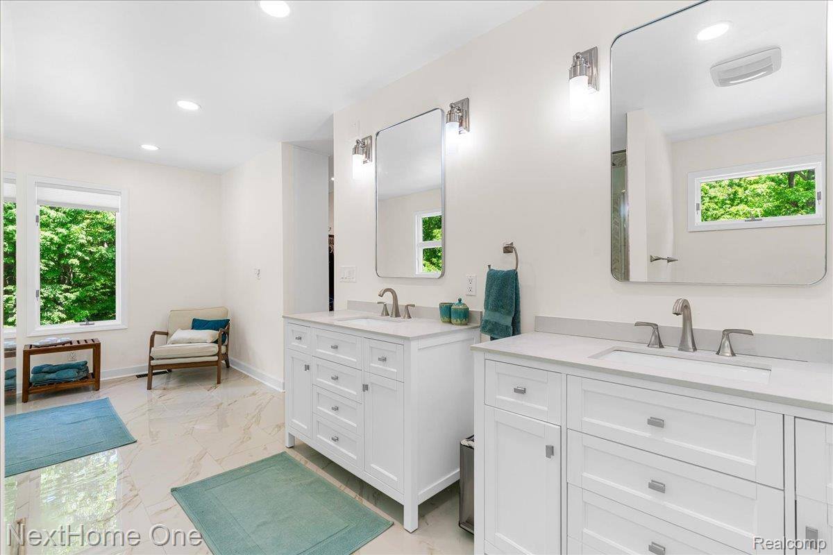 2533 Spring Grove Drive, GenoaTownship_Livingston, MI 48114