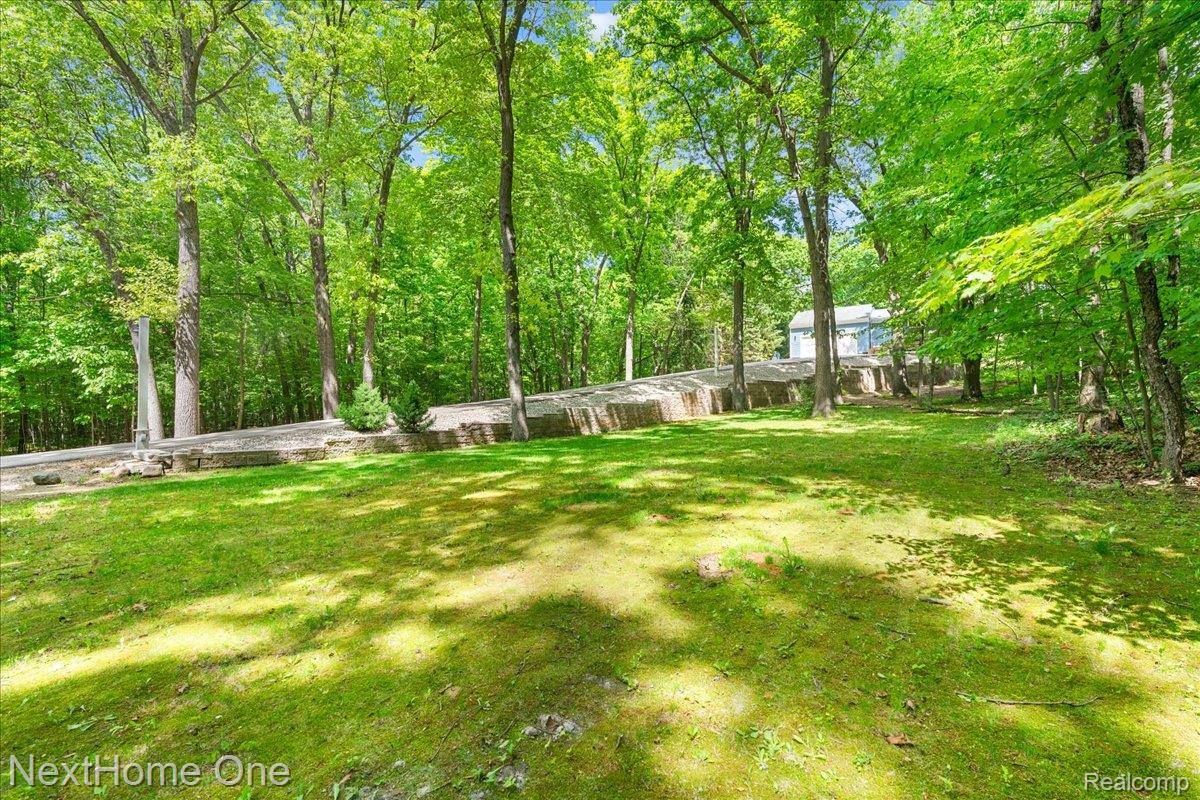 2533 Spring Grove Drive, GenoaTownship_Livingston, MI 48114