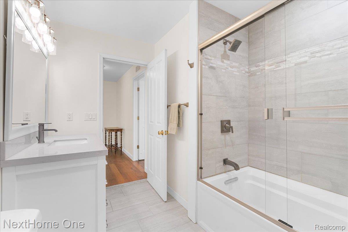 2533 Spring Grove Drive, GenoaTownship_Livingston, MI 48114