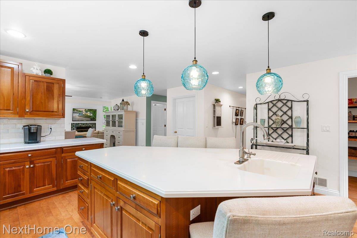 2533 Spring Grove Drive, GenoaTownship_Livingston, MI 48114