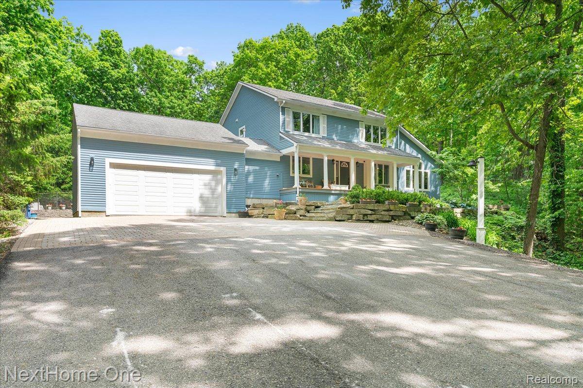 2533 Spring Grove Drive, GenoaTownship_Livingston, MI 48114