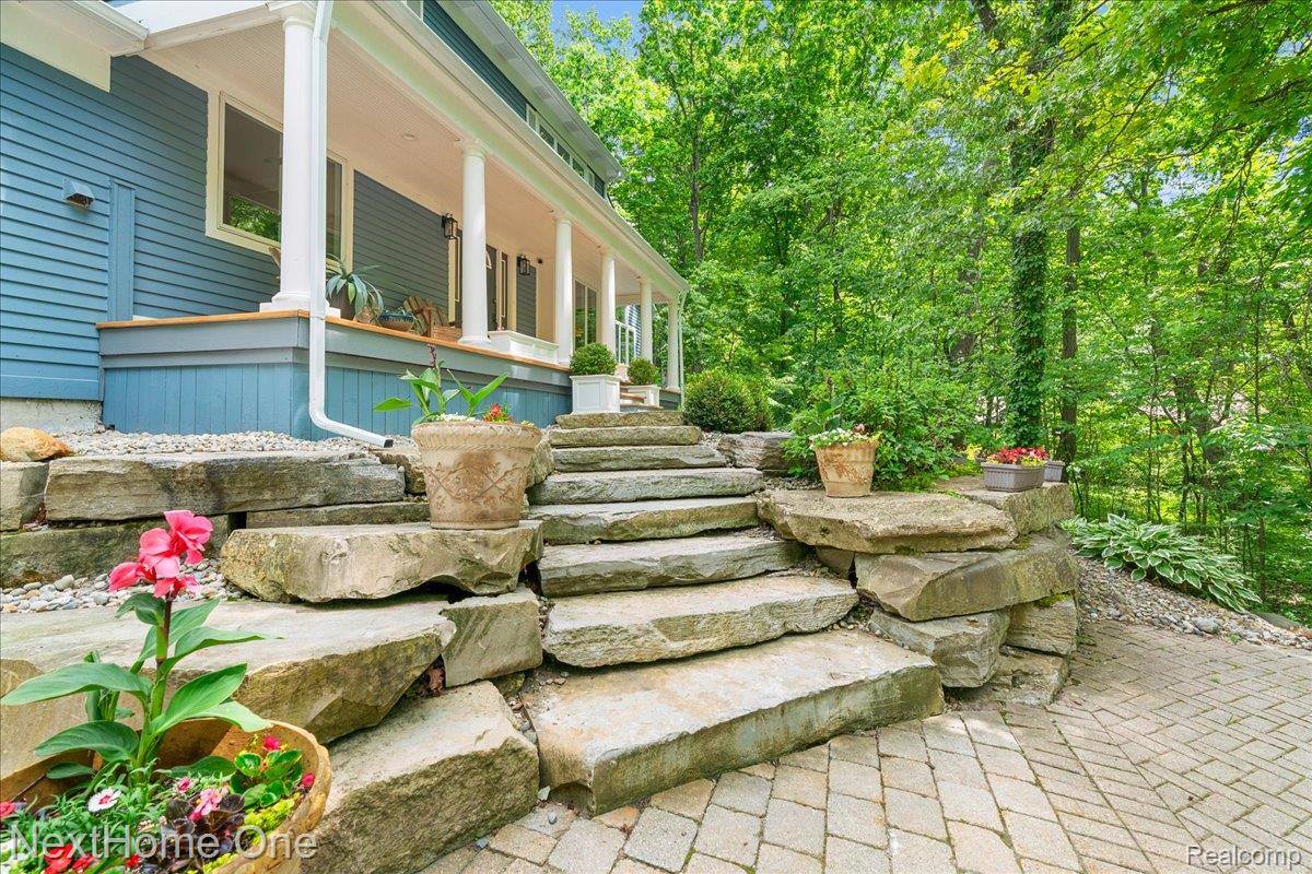 2533 Spring Grove Drive, GenoaTownship_Livingston, MI 48114