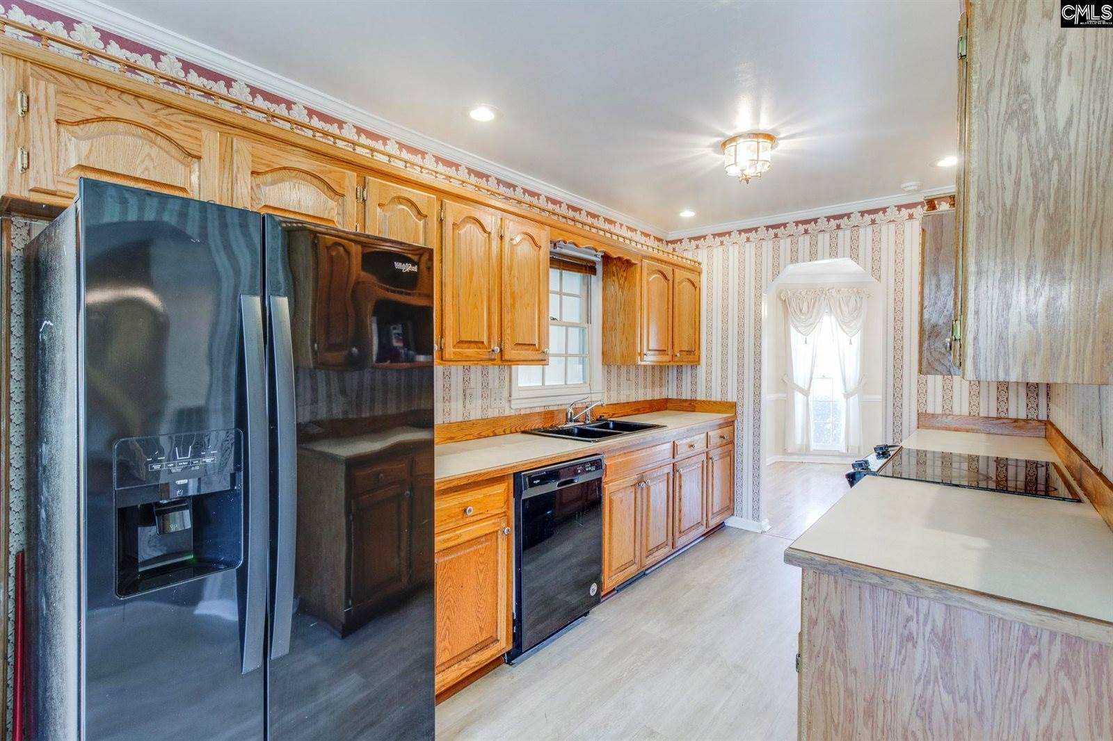 202 Fox Lake, West Columbia, SC 29170