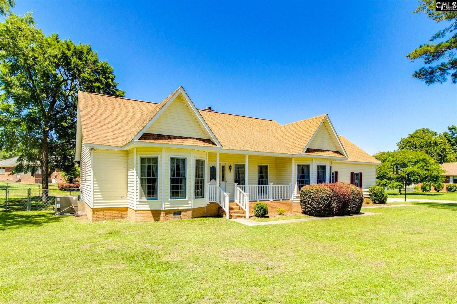 202 Fox Lake, West Columbia, SC 29170