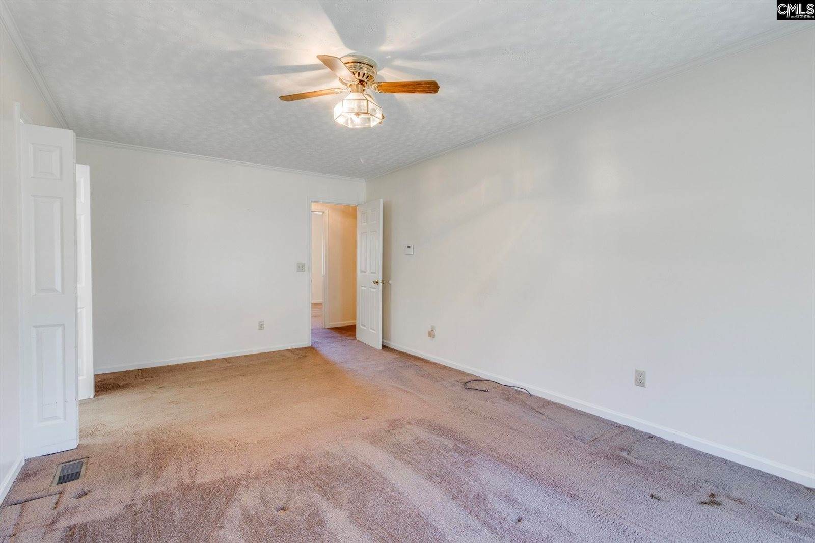 202 Fox Lake, West Columbia, SC 29170