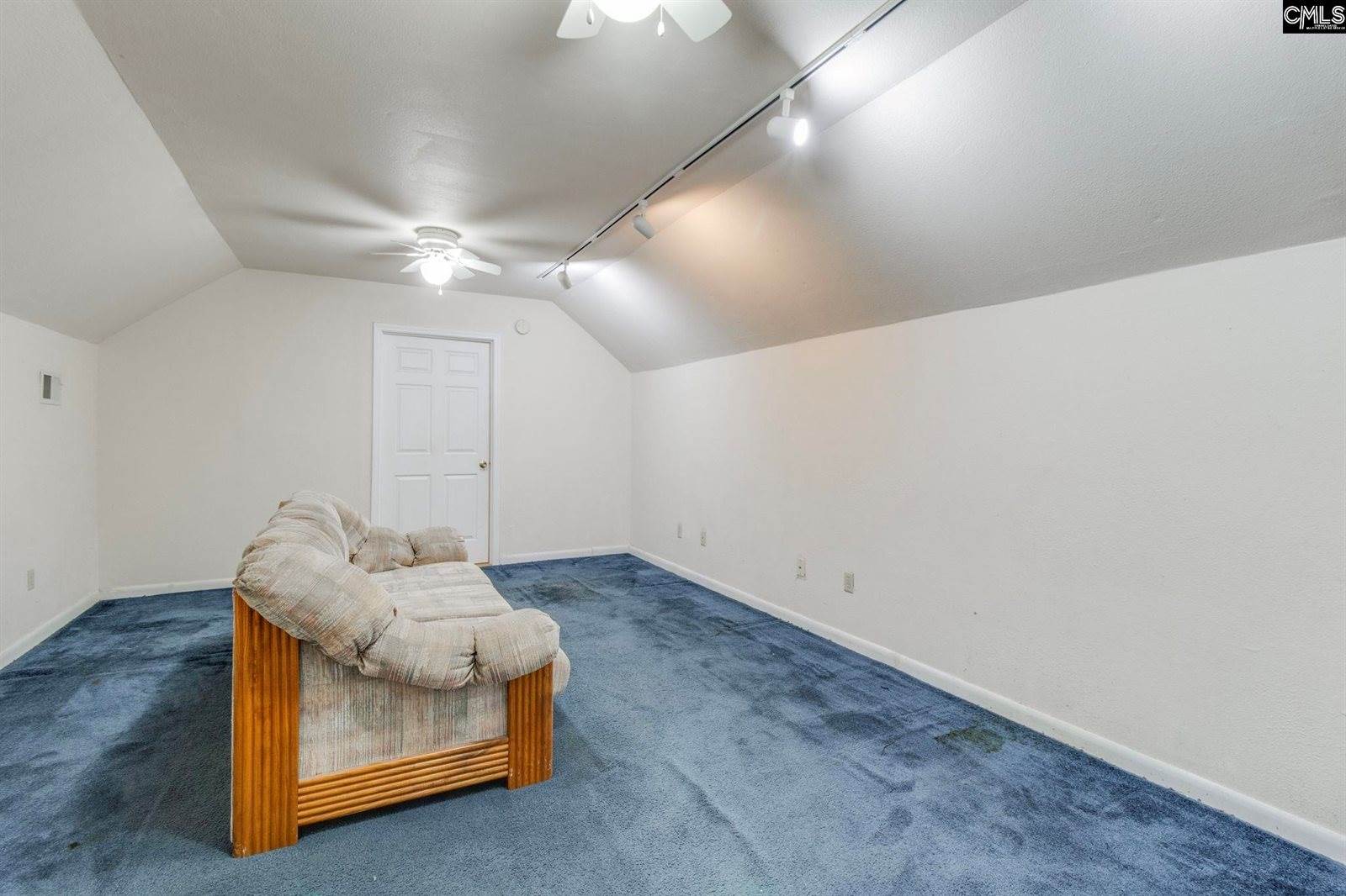202 Fox Lake, West Columbia, SC 29170