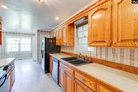 202 Fox Lake, West Columbia, SC 29170