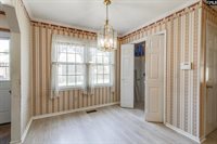 202 Fox Lake, West Columbia, SC 29170