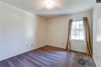 202 Fox Lake, West Columbia, SC 29170