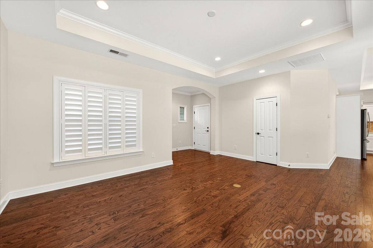 1012 Avalon Place, Matthews, NC 28104