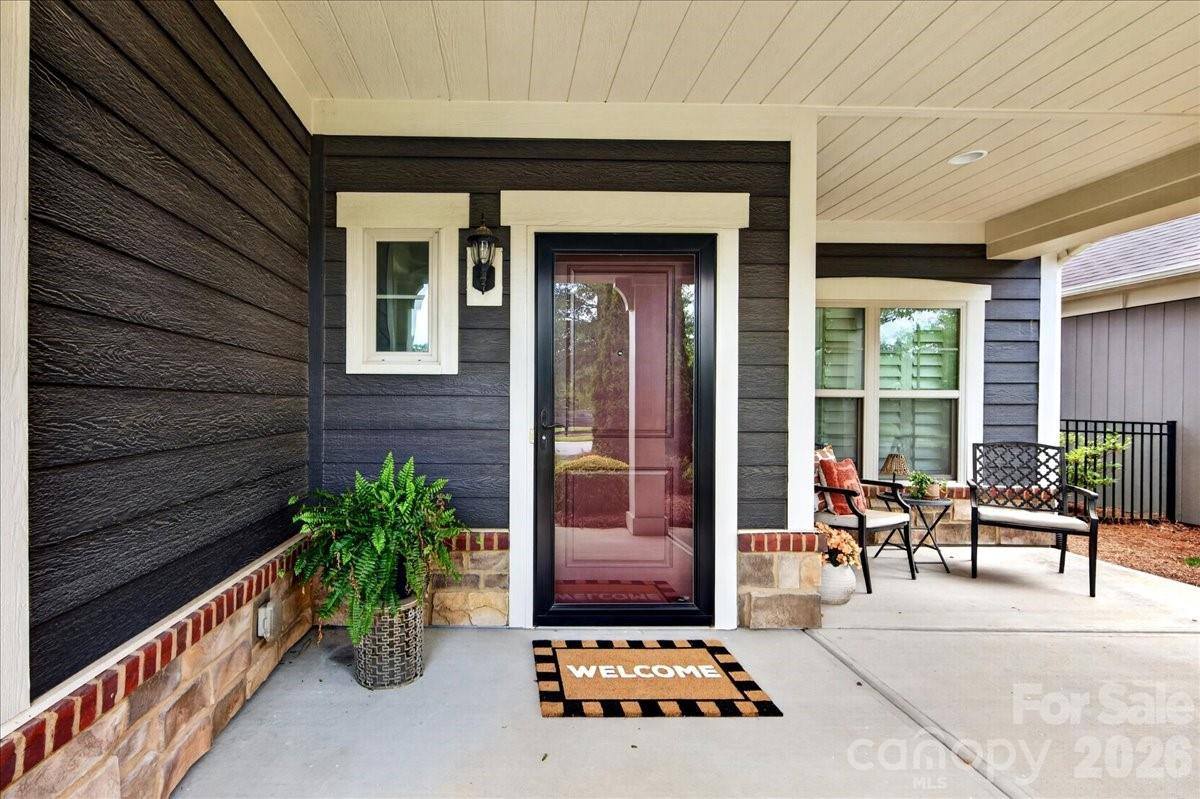 1012 Avalon Place, Matthews, NC 28104
